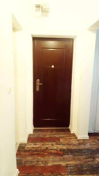 Lovely Apartament In Bucharest, Baba Novac Area Exterior foto