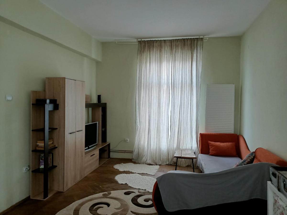 Lovely Apartament In Bucharest, Baba Novac Area Exterior foto